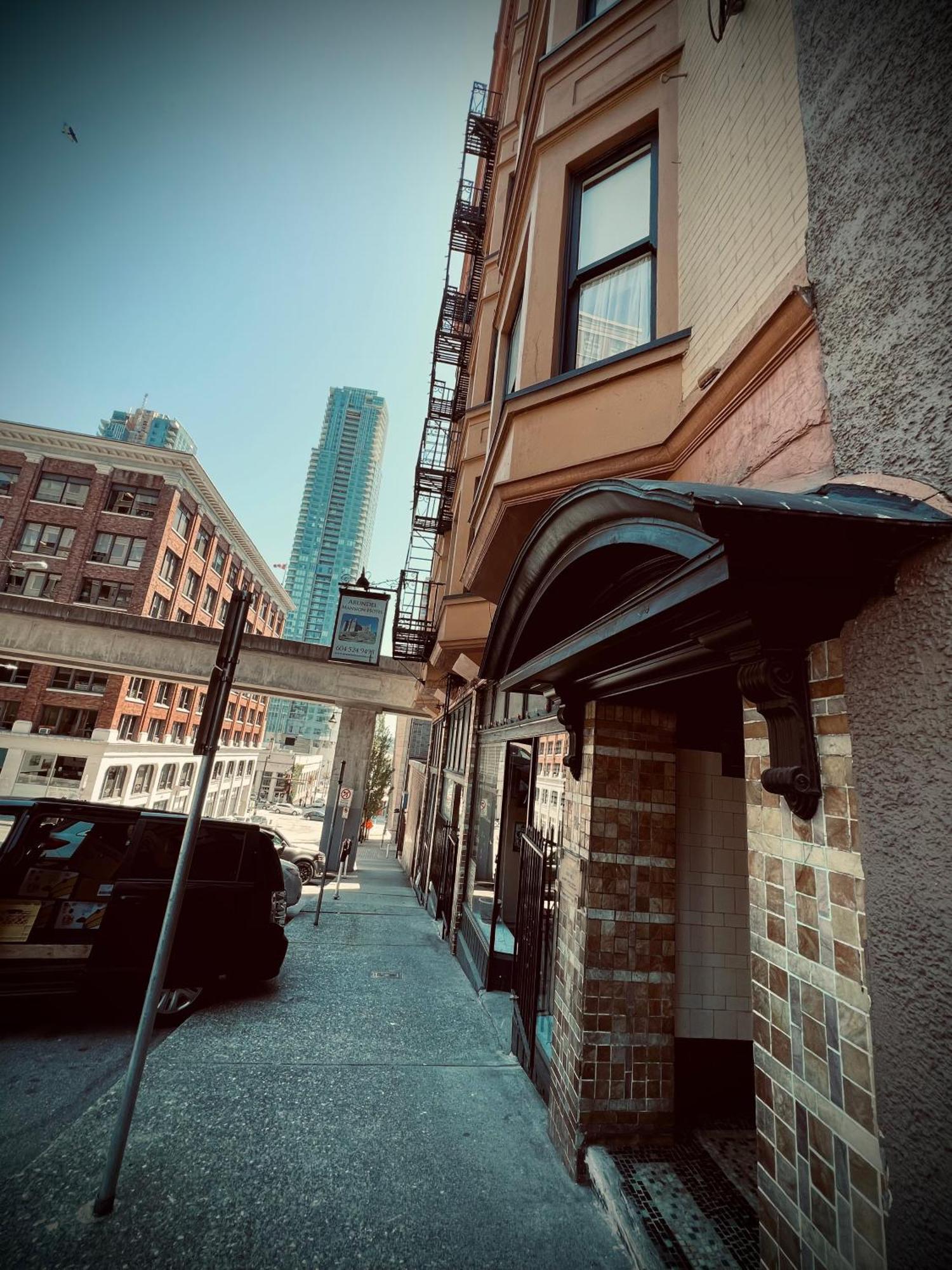 Arundel Mansions Hotel New Westminster Esterno foto